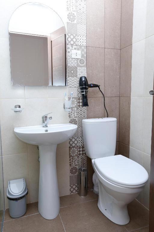 Yard Guesthouse Єреван Екстер'єр фото